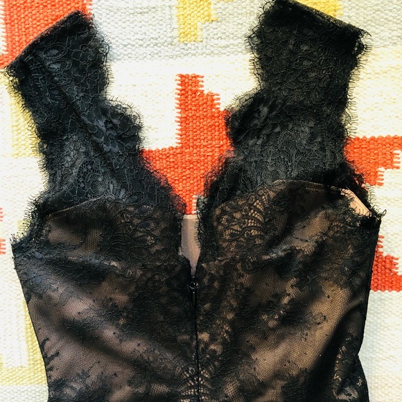 NWT BCBGMAXAZRIA BRANDY Sleeveless Lace Dress - Picture 12 of 15